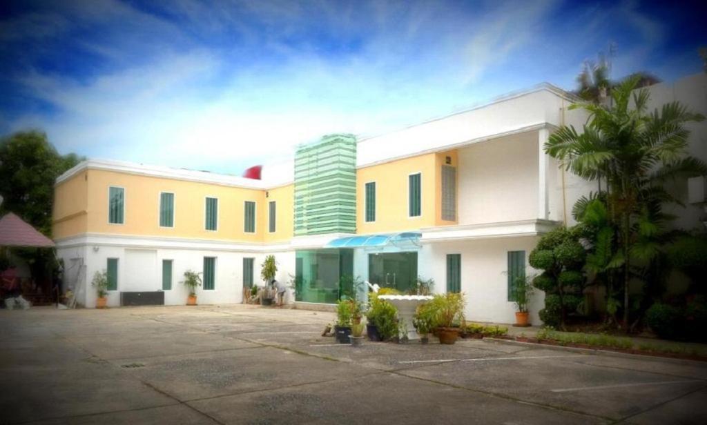 Bh Business Hotel Банкок Екстериор снимка