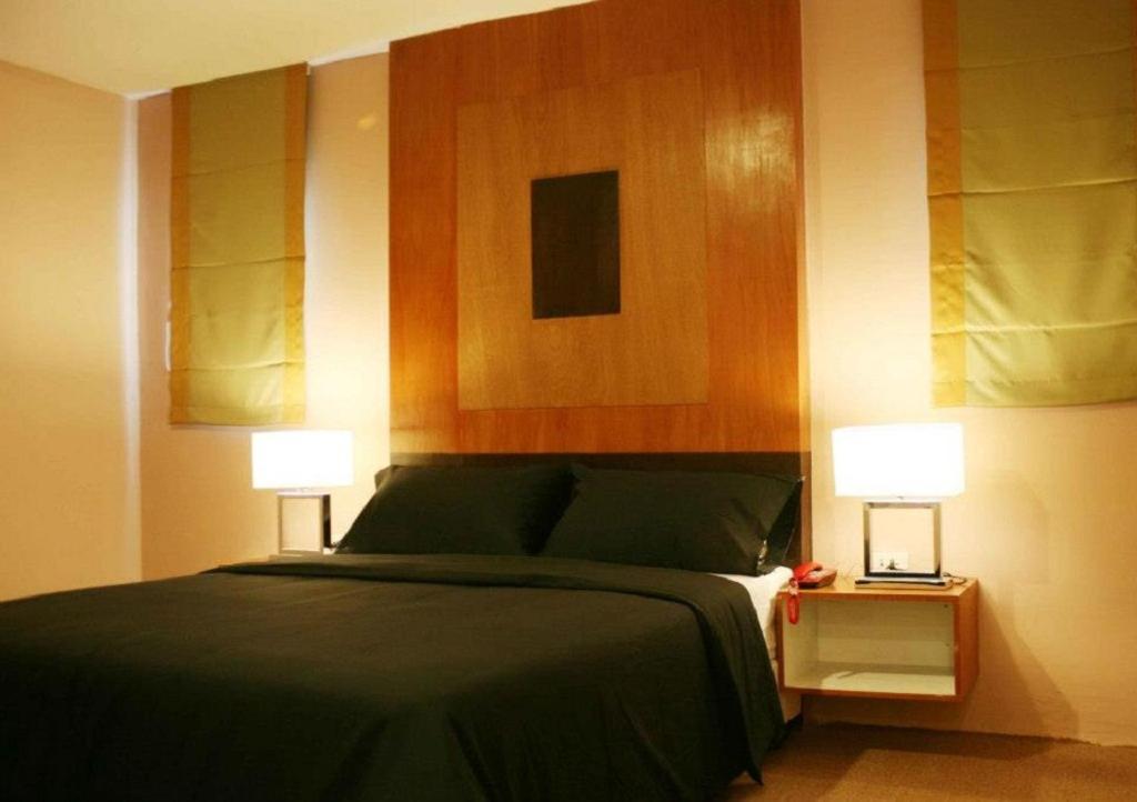 Bh Business Hotel Банкок Стая снимка